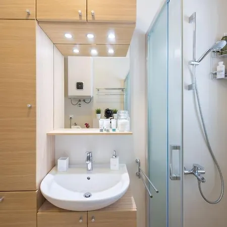 Lida - Comfort One Bedroom Apt,free Parking-lapad * Dubrovnik